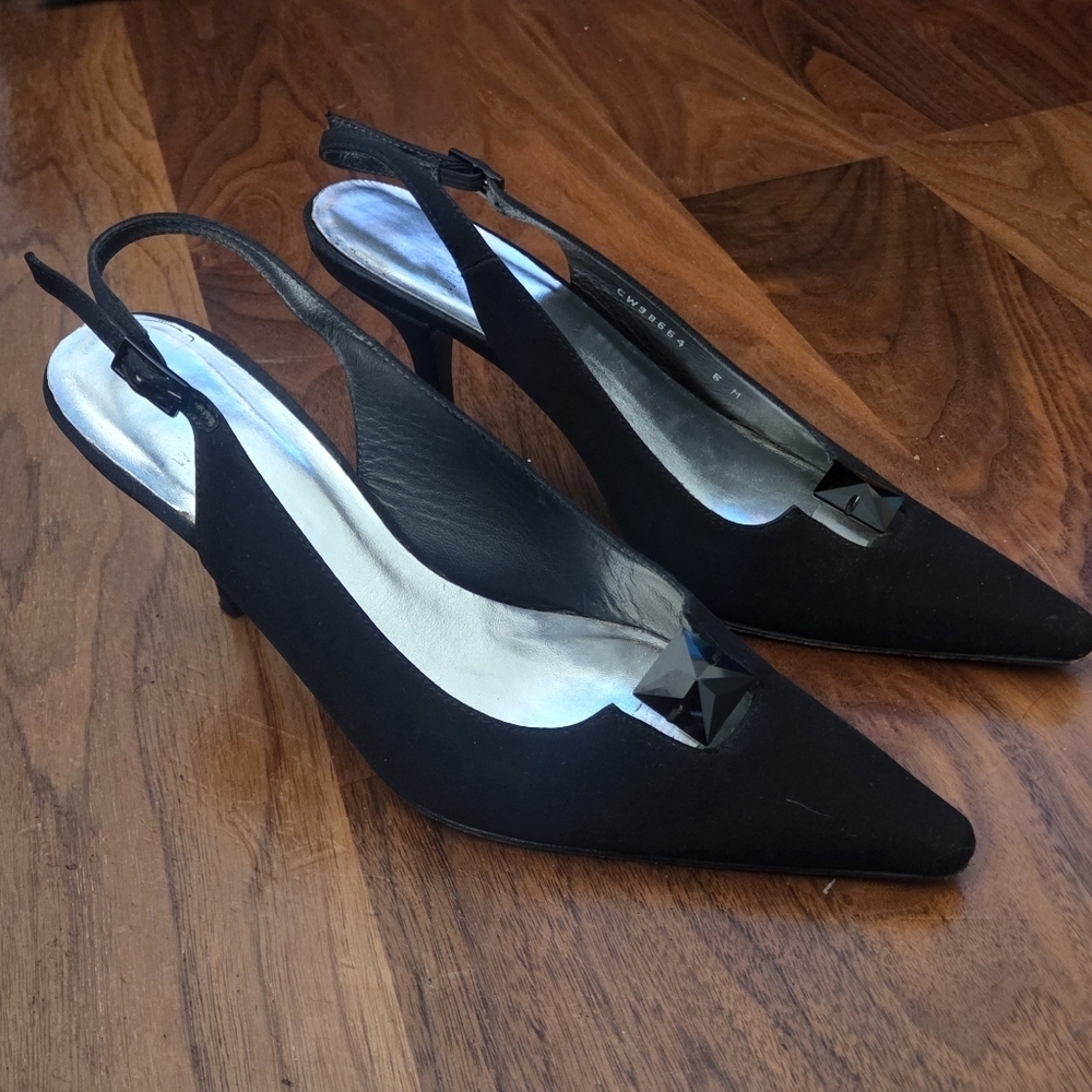 Stuart Weitzman Aurora Crystal Embellishments Slingback Leather Pumps Size 6